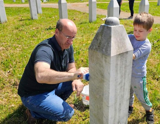 Bratunac: Obilježen Dan bijelih nišana i 31. godišnjica zločina nad stanovnicima Blječeve