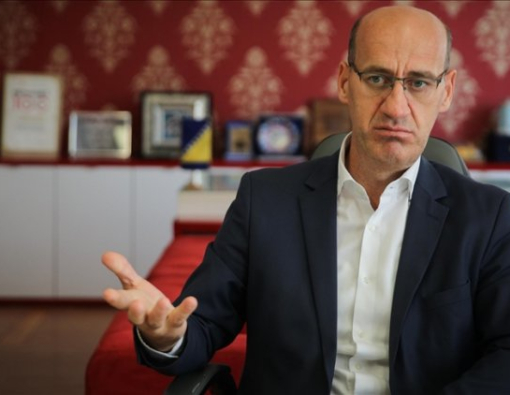 Za Sašu ponosnog pripadnika Mladićeve VRs i novopečenog antifašistu