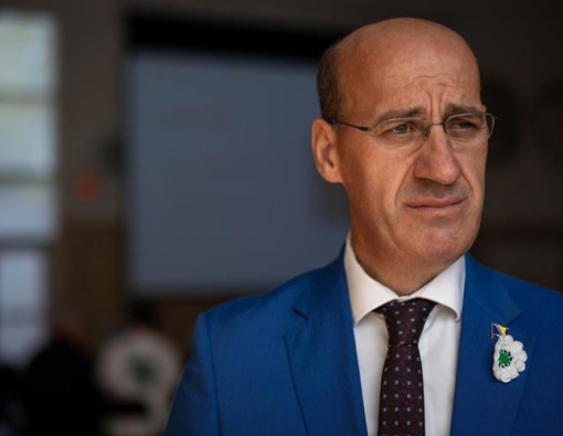 Salkić: Oni koji nemaju empatije za žrtve i minimum dostojanstva spremni su za komad vlasti prijeći preko najvećeg mogućeg poniženja za žrtve