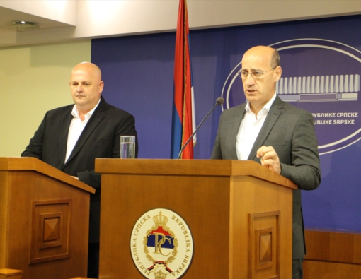 Salkić i Hurtić pozvali MUP RS-a da suspenduje one koji su zlostavljali dječaka u Osmacima